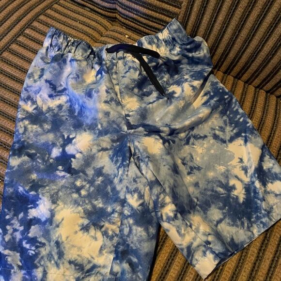 Tie Dye Lined Swim Trunk 10/12 - Picture 12 of 12